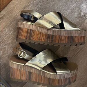 Zara Metallic Gold Platform Sandals with Wood-Effect Wedge size 7.5/38 TTS